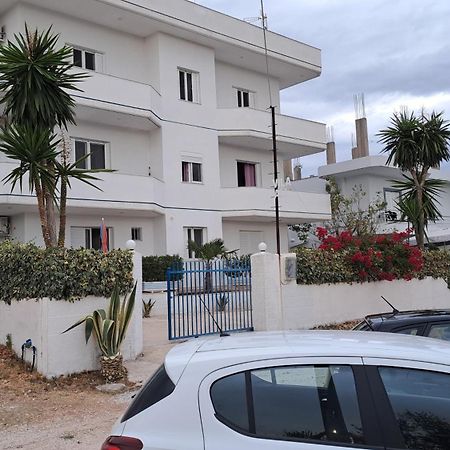 Hotel Vila Ali Ksamil Esterno foto