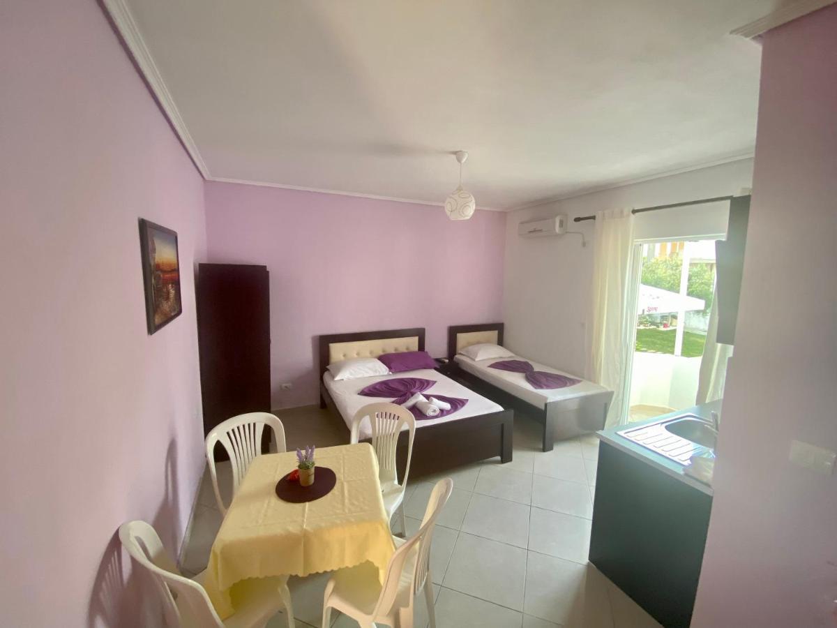 Hotel Vila Ali Ksamil Esterno foto