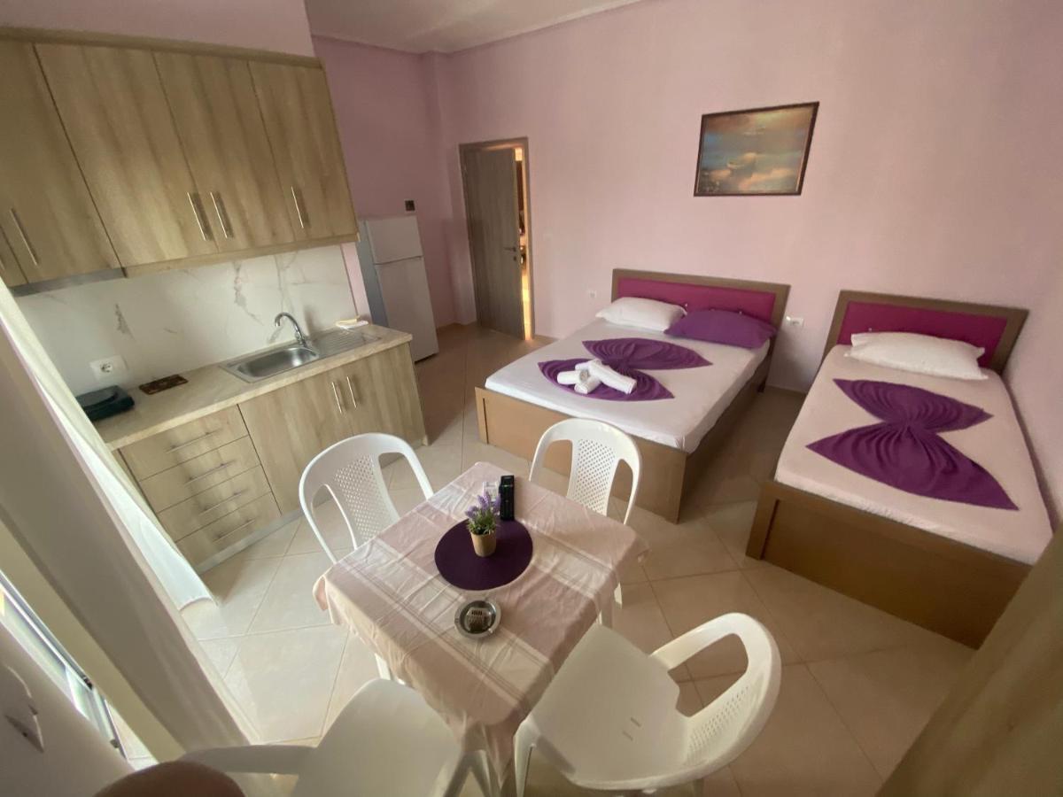 Hotel Vila Ali Ksamil Esterno foto