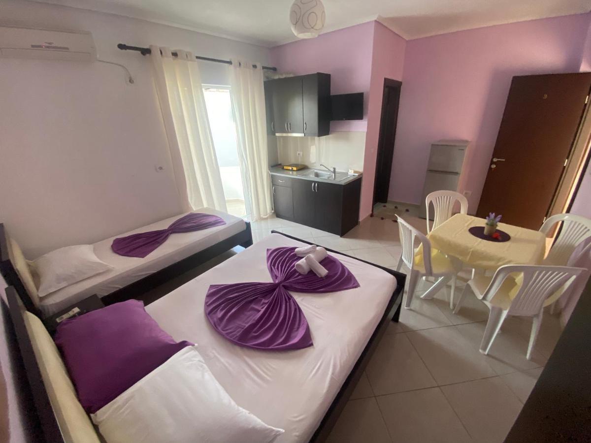 Hotel Vila Ali Ksamil Esterno foto